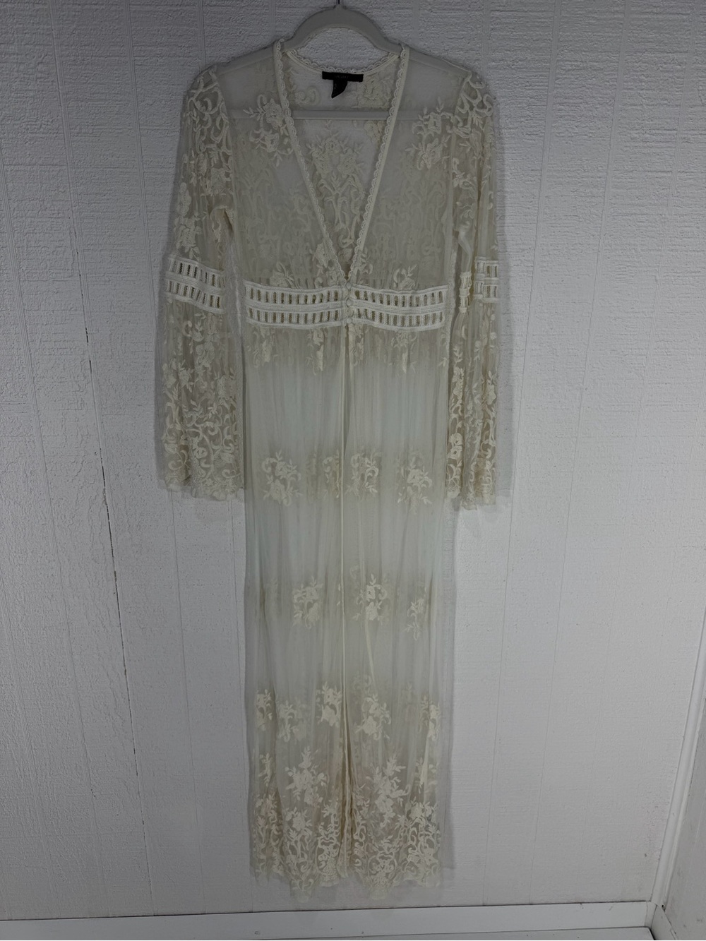 NWOT Forever 21 sheer lace floral beach kimono cover up cream size S
